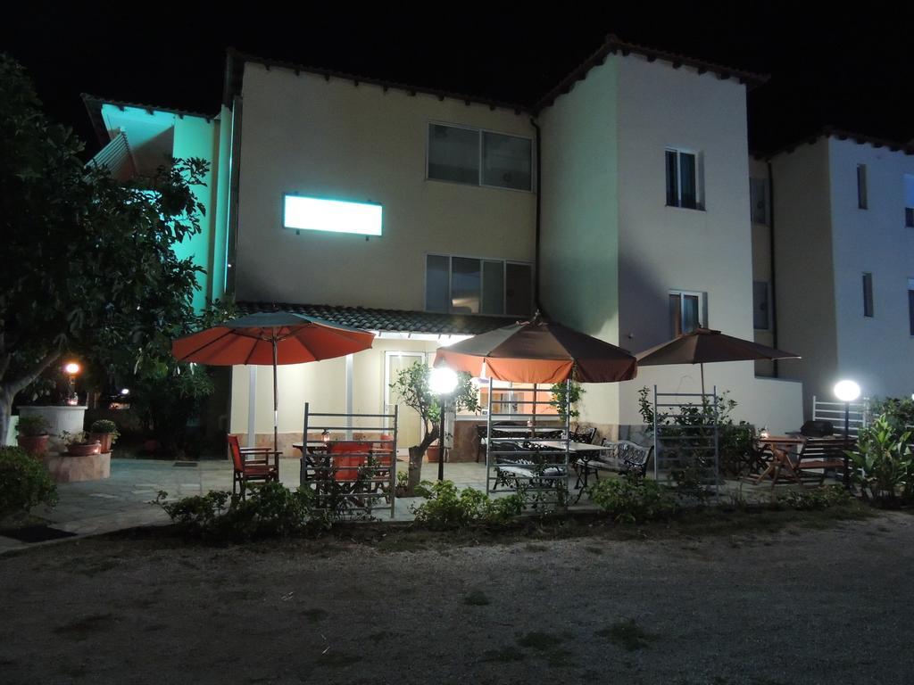 Studios Costa Porto Koufo Exterior photo