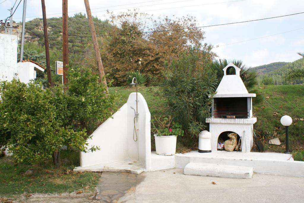 Studios Costa Porto Koufo Exterior photo